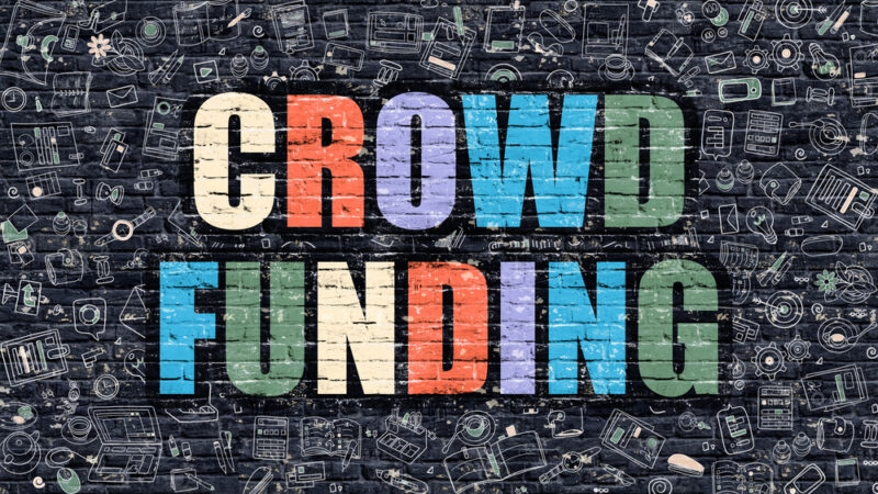 クラウドファンディング
